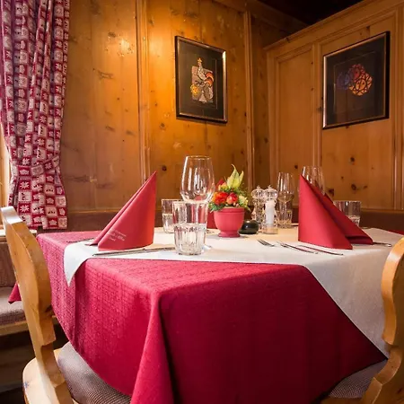 Hotel Crusch Alba Scuol