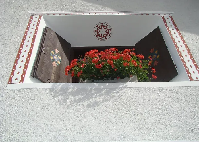 Hotel Crusch Alba Scuol