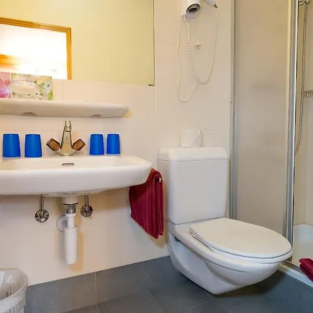 فندق Crusch Alba 2*